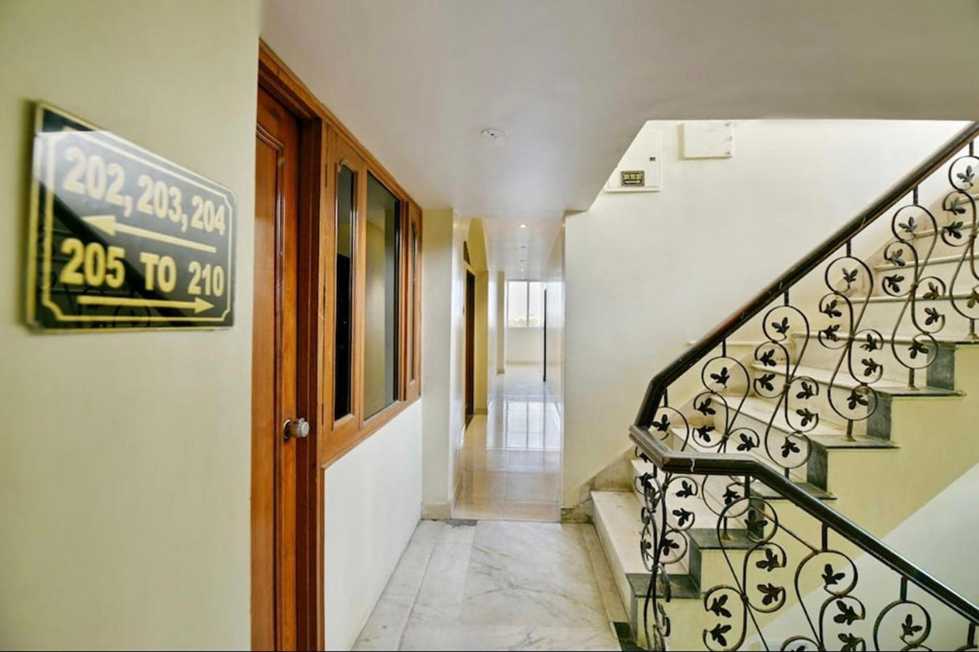 Hotel Rang Mahal Near Jaipur International Airport Dış mekan fotoğraf