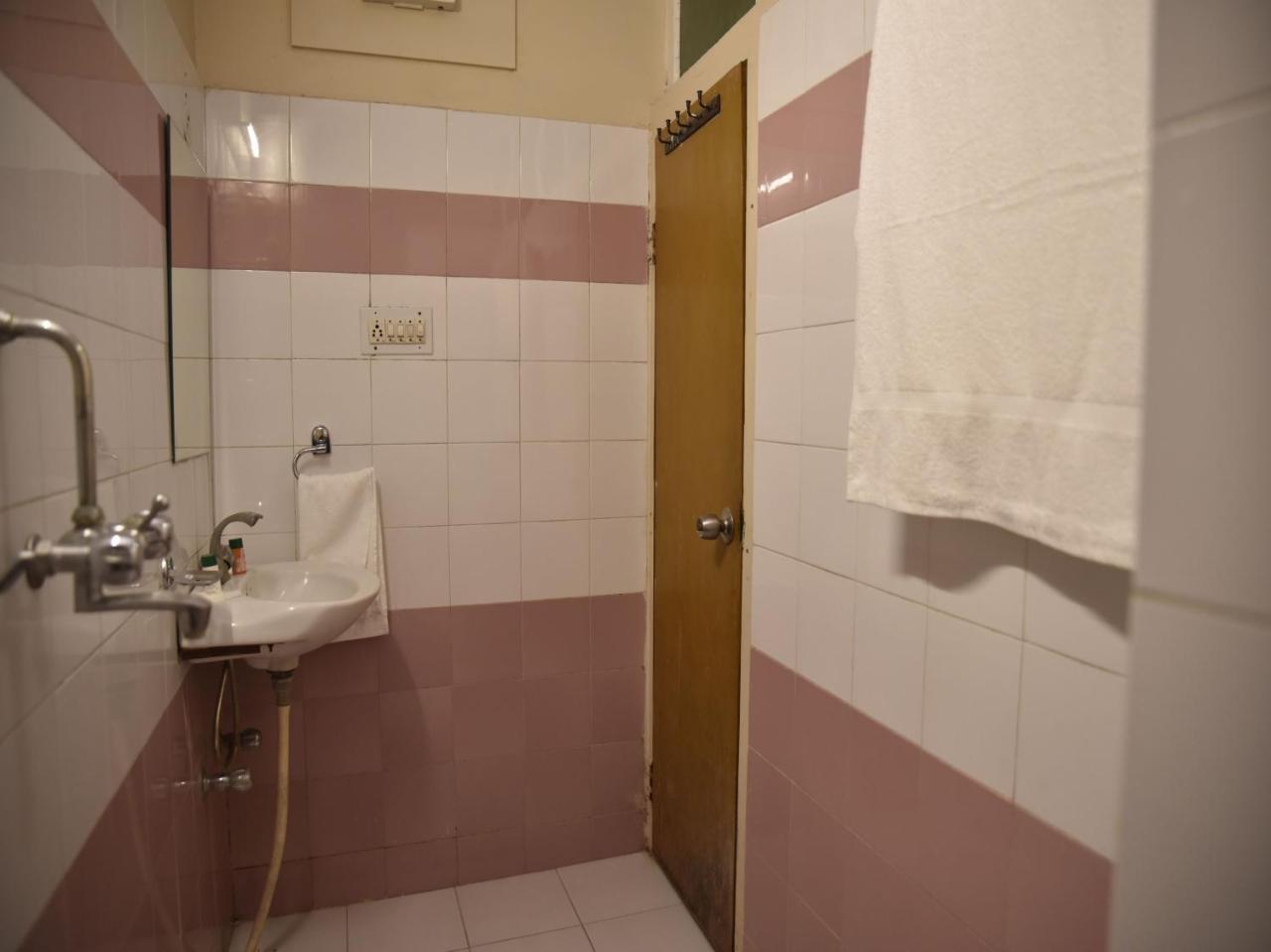 Hotel Rang Mahal Near Jaipur International Airport Dış mekan fotoğraf